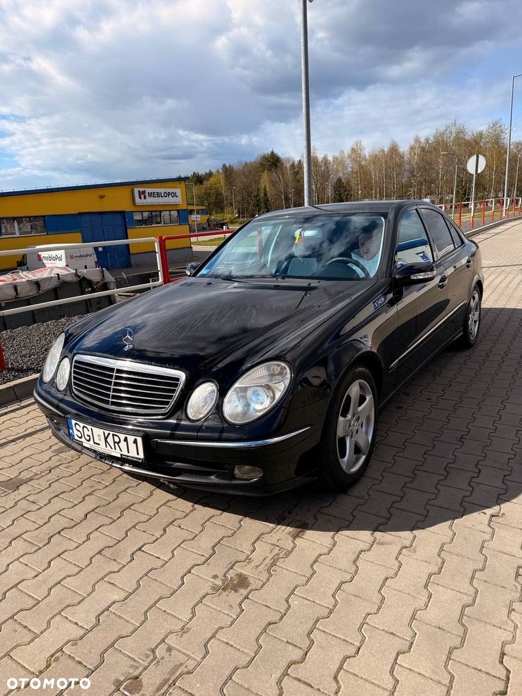 Mercedes-Benz Klasa E 270 CDI T Avantgarde - 1