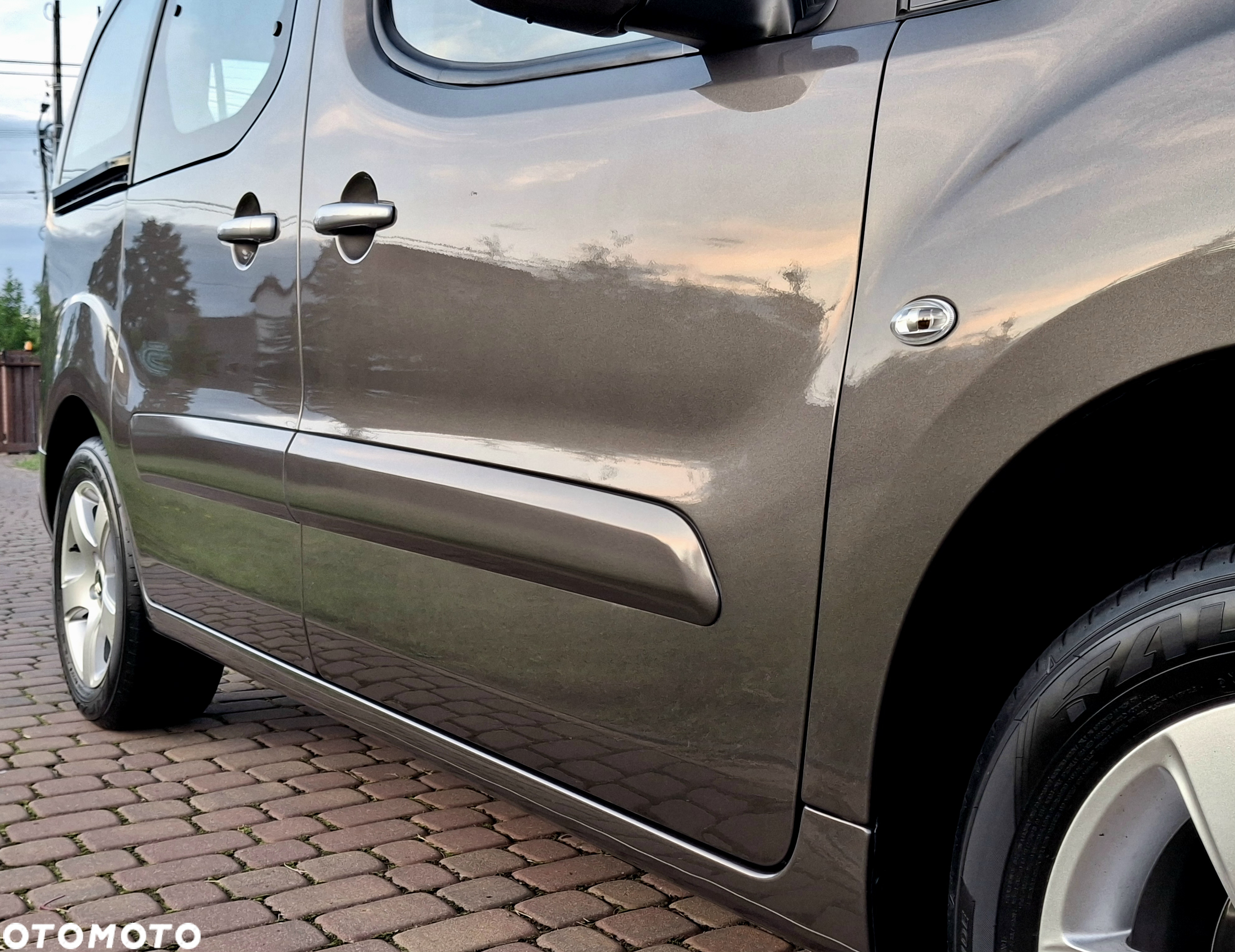 Citroën Berlingo Multispace BlueHDi 100 FEEL - 16