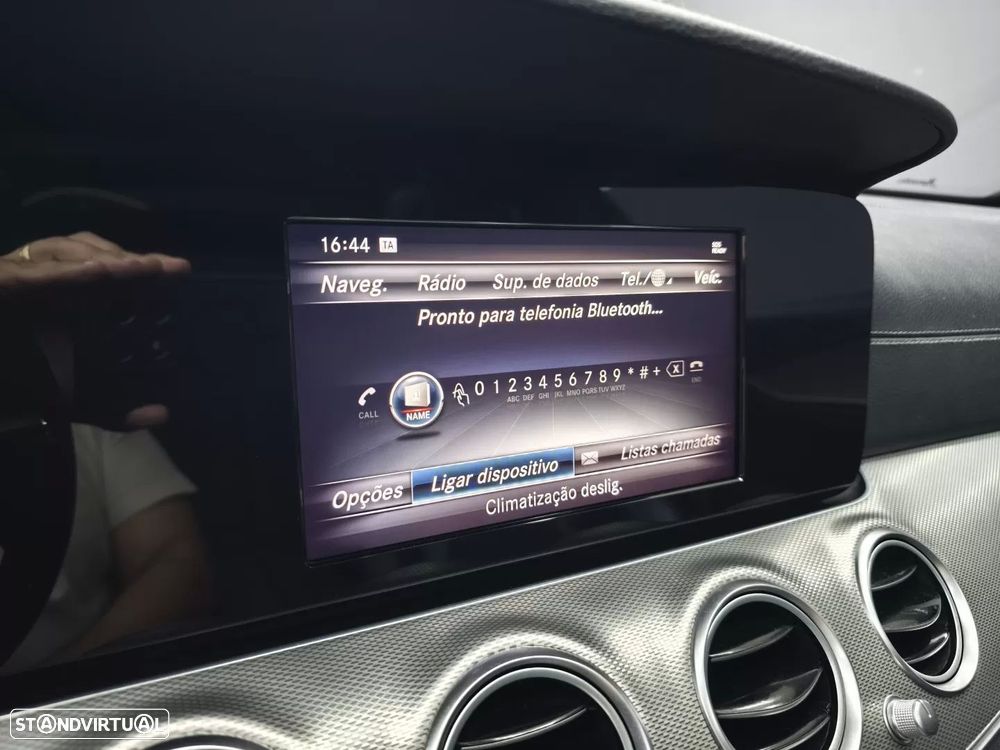 Mercedes-Benz E 220 d 9G-TRONIC AMG Line - 39