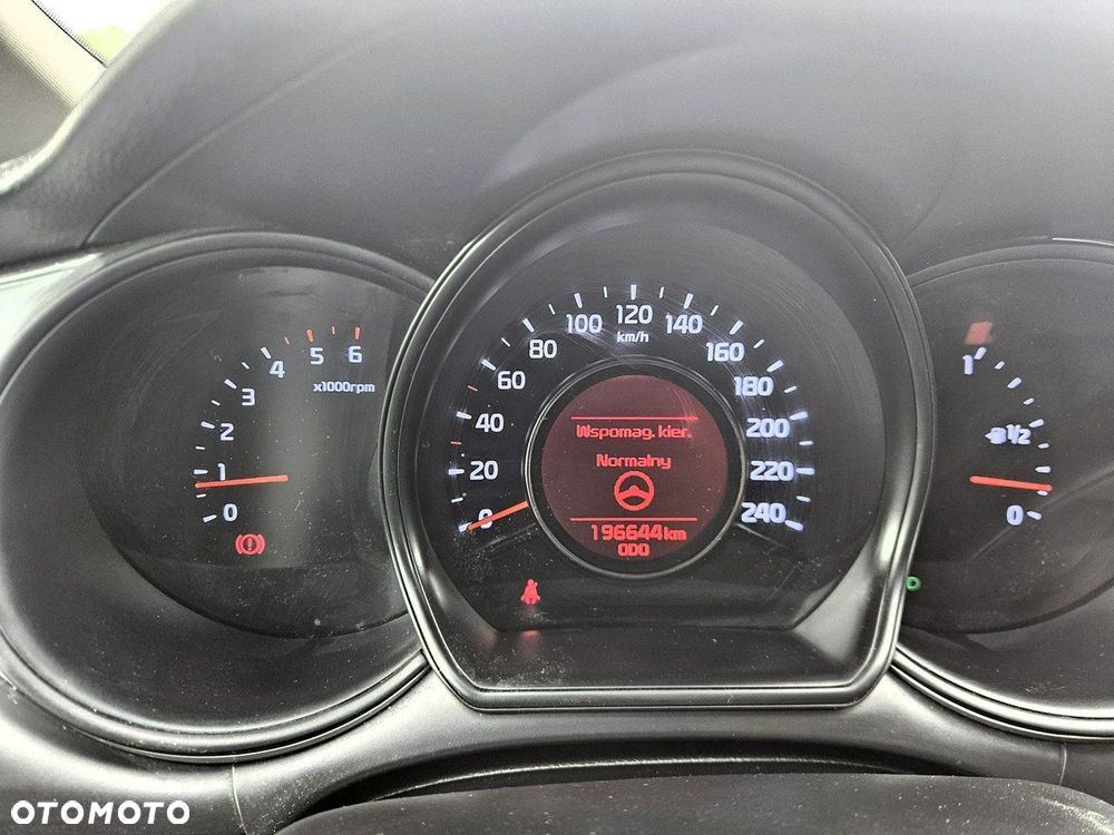 Kia Ceed 1.6 CRDi 128 Dream-Team Edition - 30