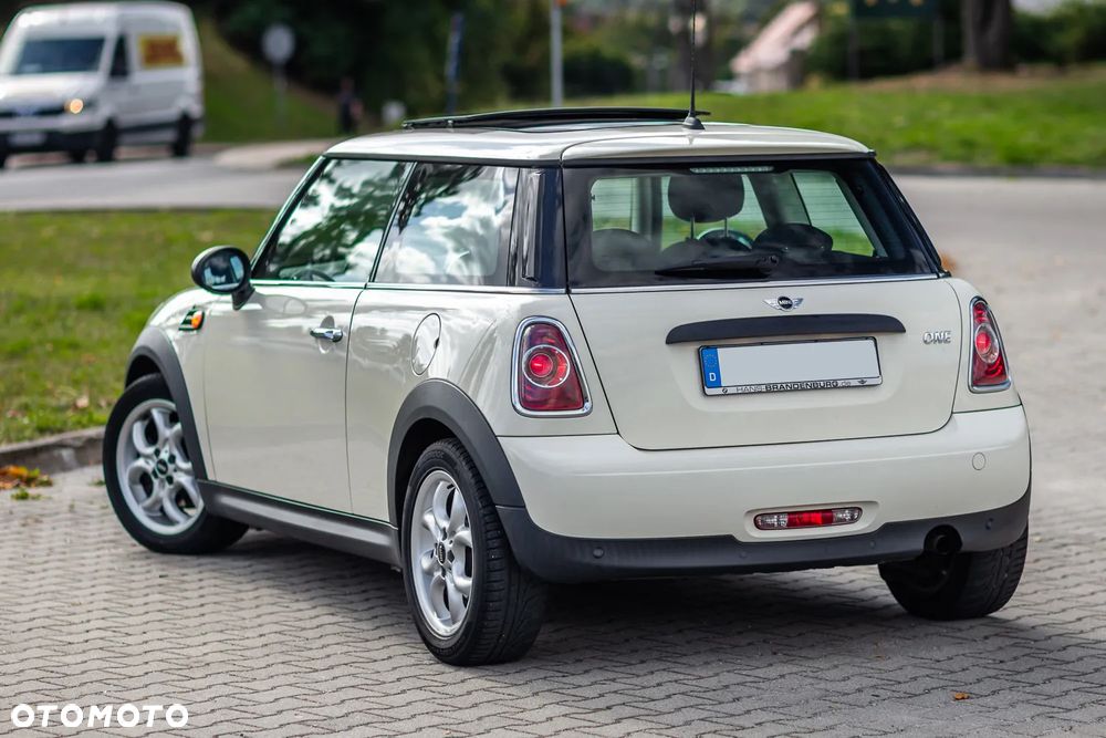 MINI ONE Minimalism - 14