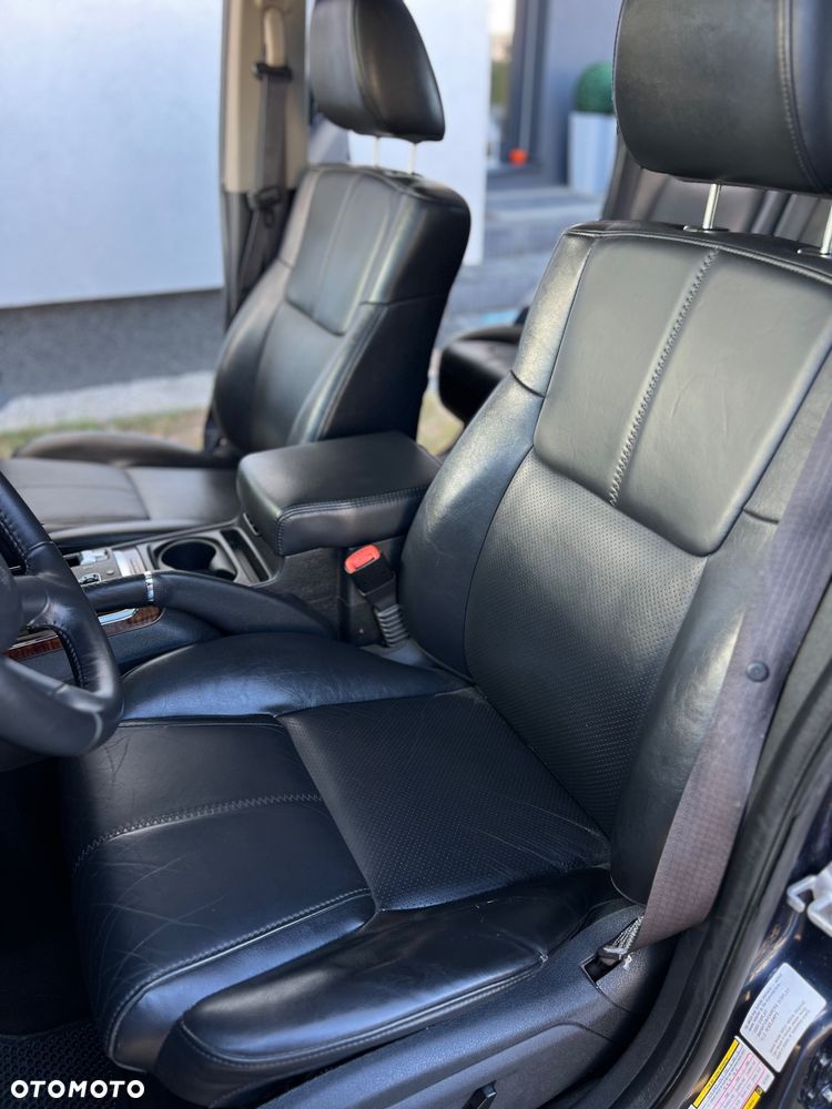 Jeep Commander 5.7 V8 Limited - 11