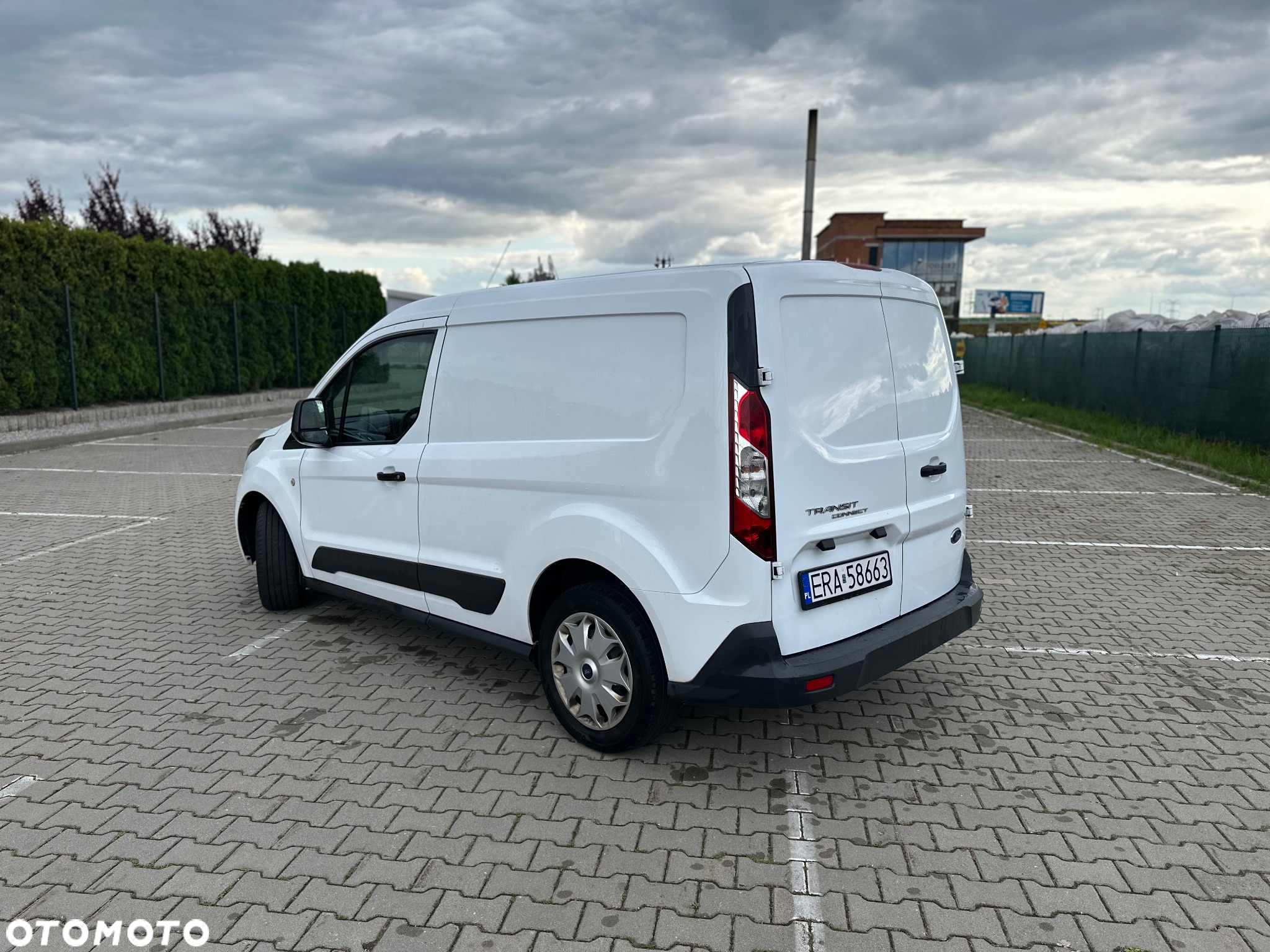 Ford Transit Connect 220 L1 Ambiente - 4
