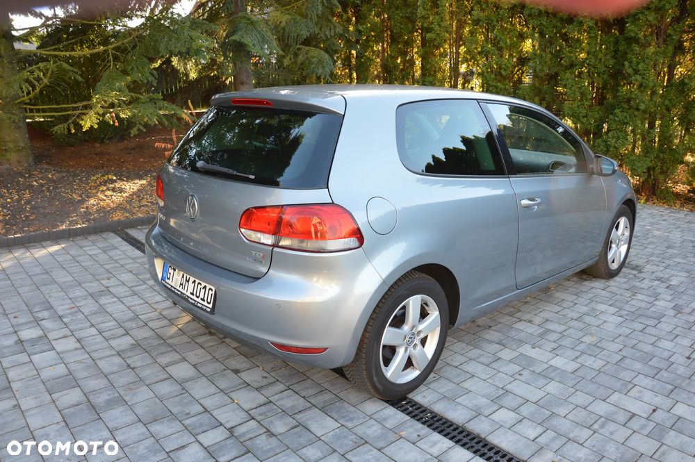Volkswagen Golf 2010 photo 5