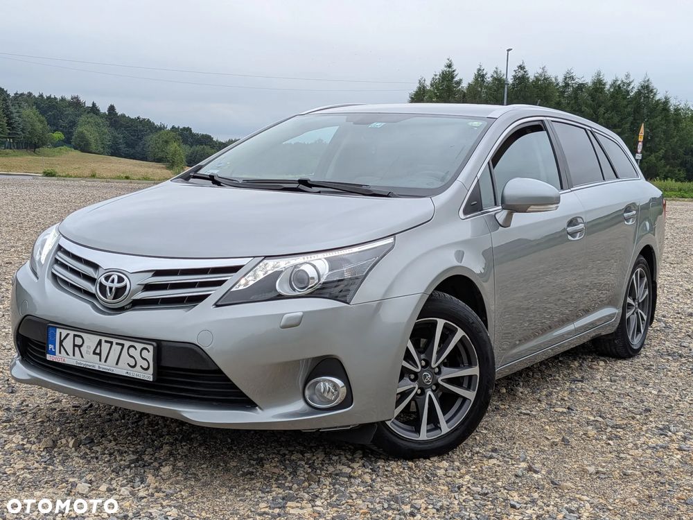 Toyota Avensis 2.0 Prestige EU5 MS - 3