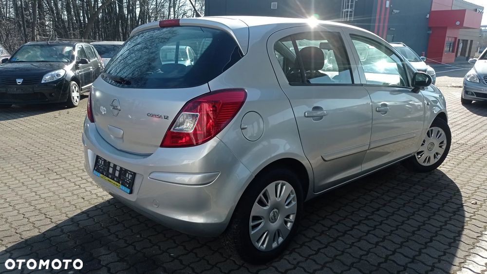 Opel Corsa 1.2 16V Enjoy - 18