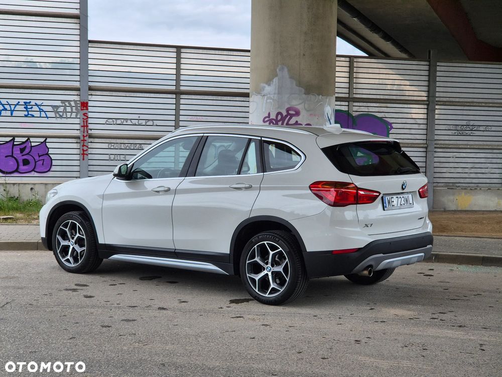 BMW X1 sDrive18i GPF Advantage - 4