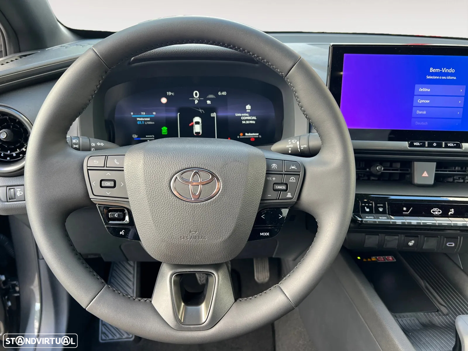 Toyota C-HR 2.0 Hybrid Square Collection - 11
