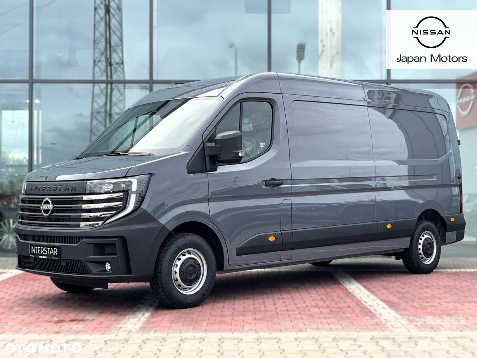 Nissan Interstar - 2