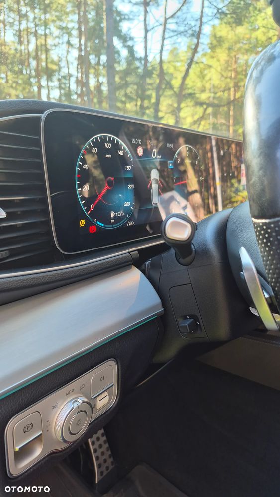 Mercedes-Benz GLE 300 d 4-Matic - 28