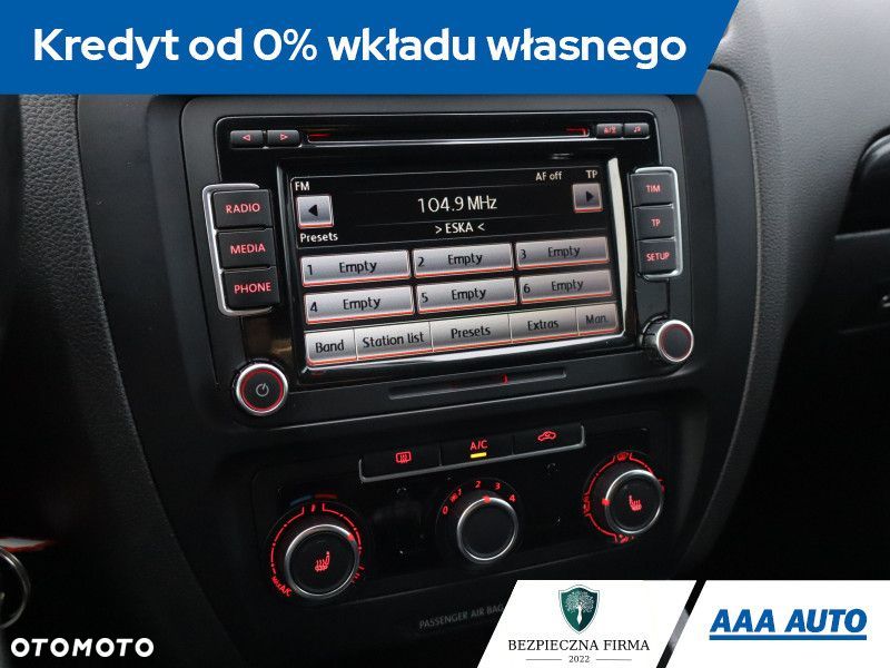 Volkswagen Jetta - 13