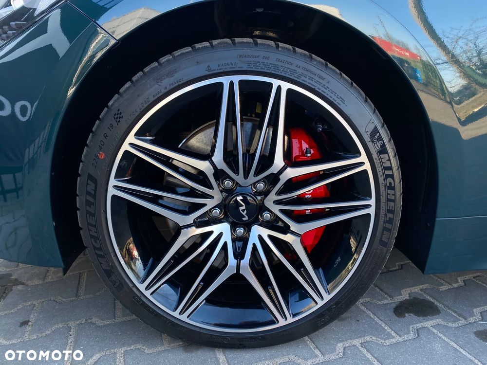 Kia Stinger 3.3 T-GDI V6 GT Prestige Line AWD - 40