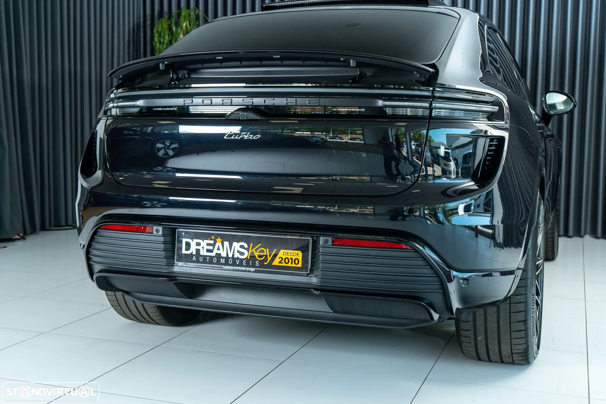 Porsche Macan Electric Turbo - 2