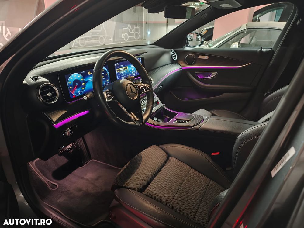 Mercedes-Benz E 220 d Aut. - 12