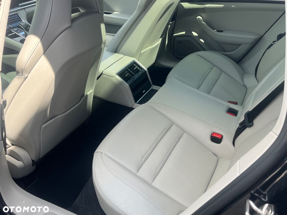 Porsche Panamera 4 Sport Turismo - 7