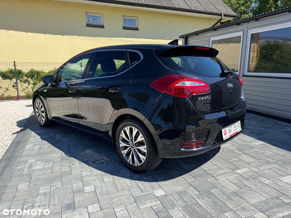 Kia Ceed 1.6 GDI Dream-Team Edition - 8