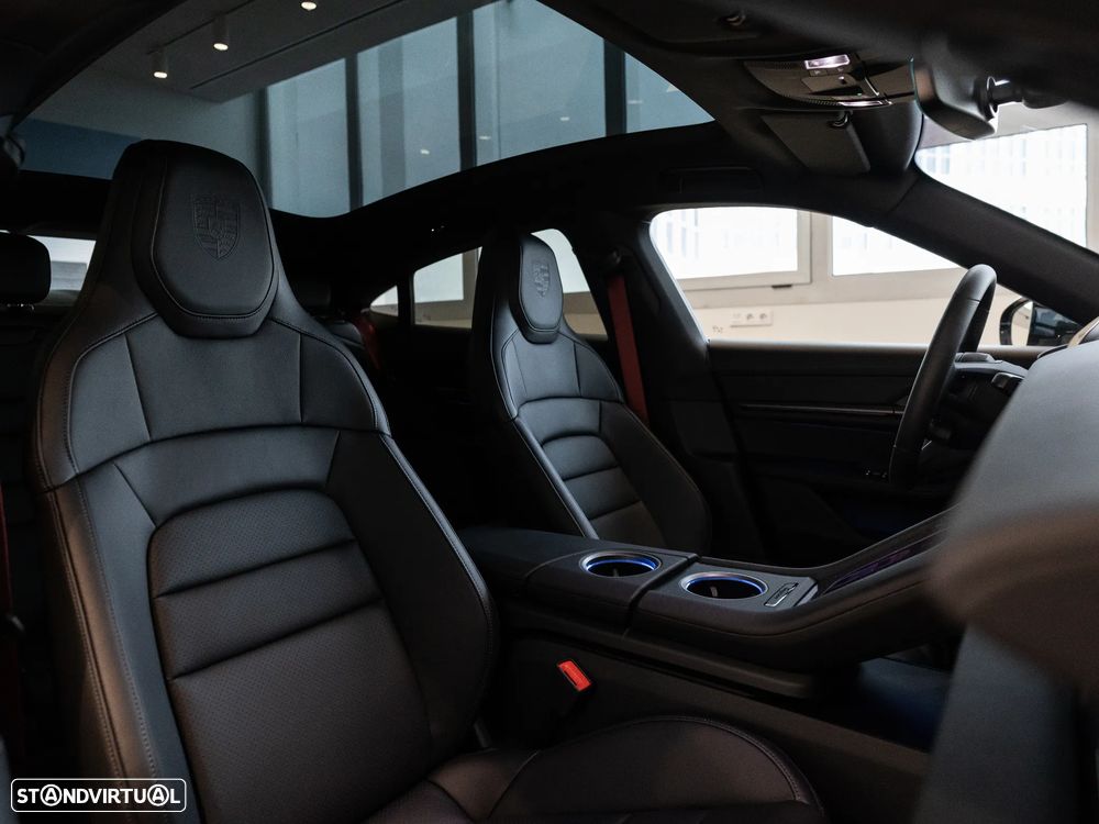 Porsche Taycan 4S Bateria Performance Plus - 34