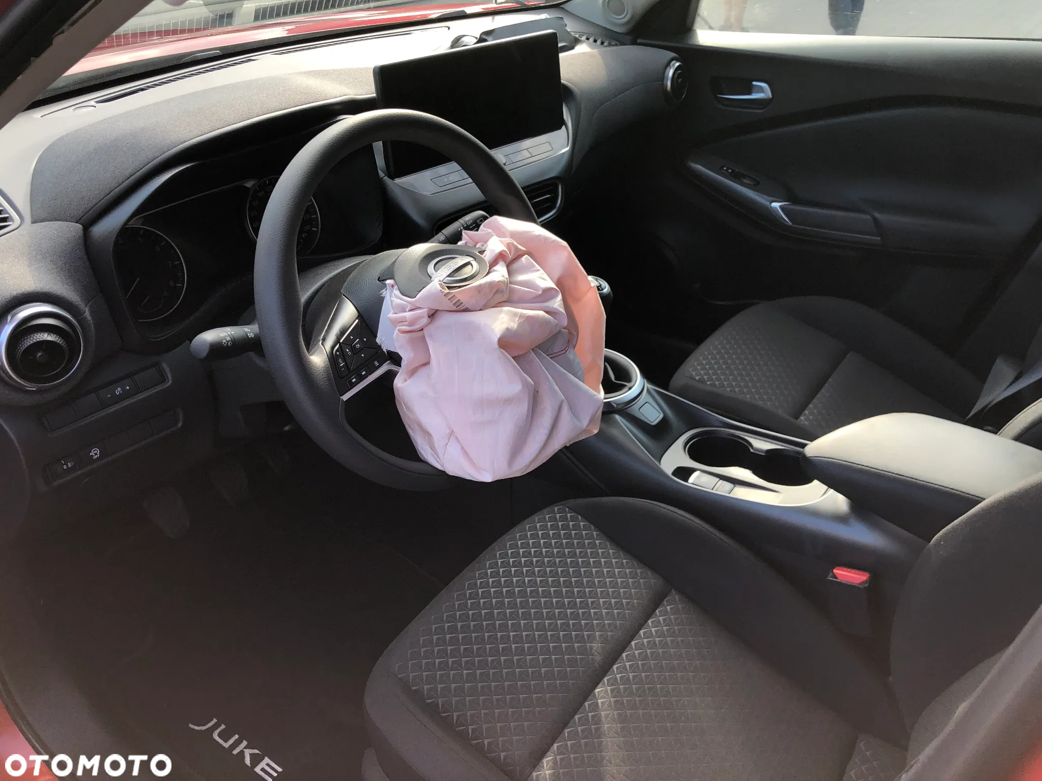 Nissan Juke 1.0 DIG-T Acenta - 9