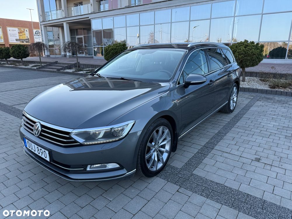 Volkswagen Passat 2.0 TDI SCR DSG 4Motion Elegance - 1