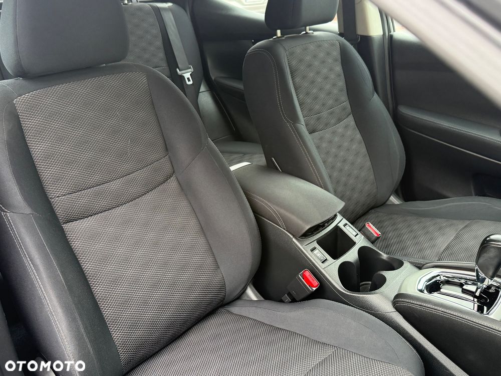 Nissan Qashqai 1.6 DCi Tekna Xtronic EU6 - 14