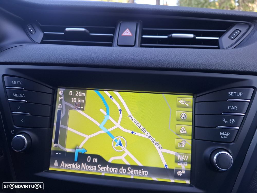 Toyota Avensis SW - 25
