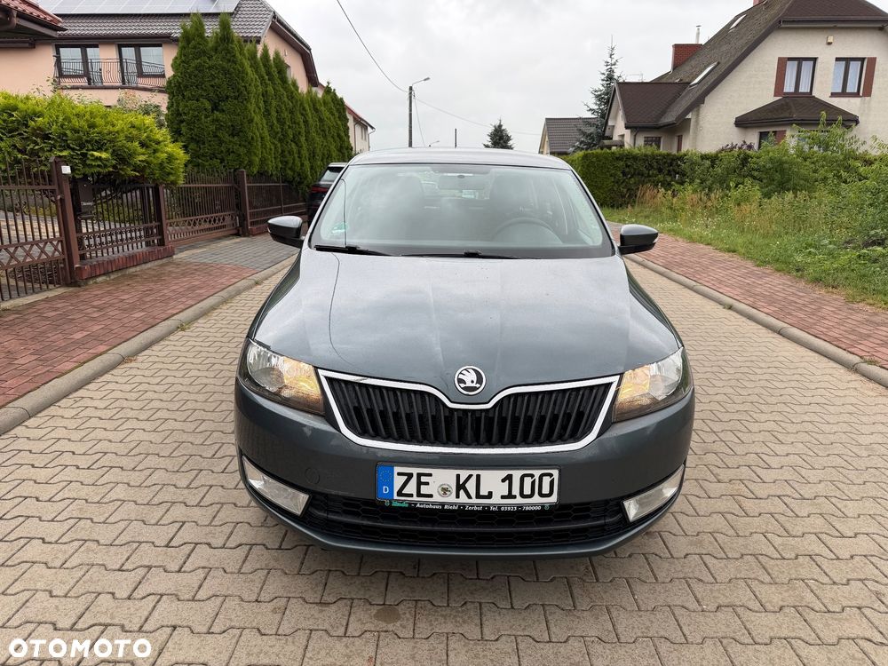 Skoda RAPID 1.2 TSI (Green tec) Emotion Plus - 11