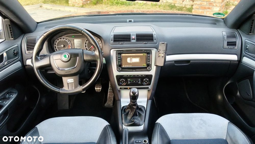 Skoda Octavia 2.0 TDI RS - 15