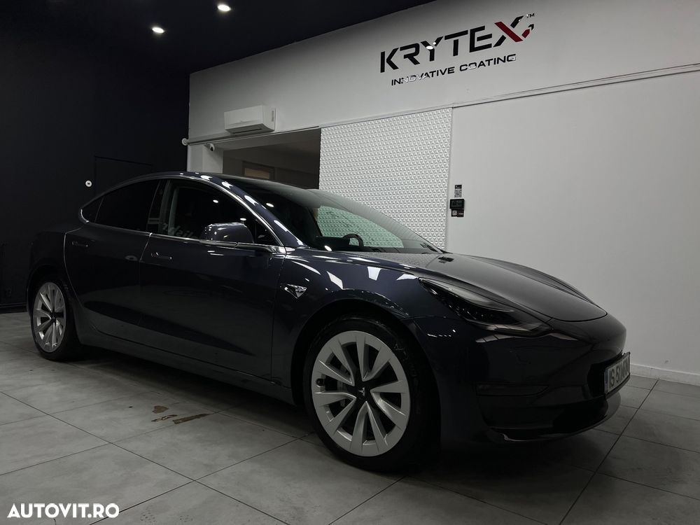 Tesla Model 3 - 21