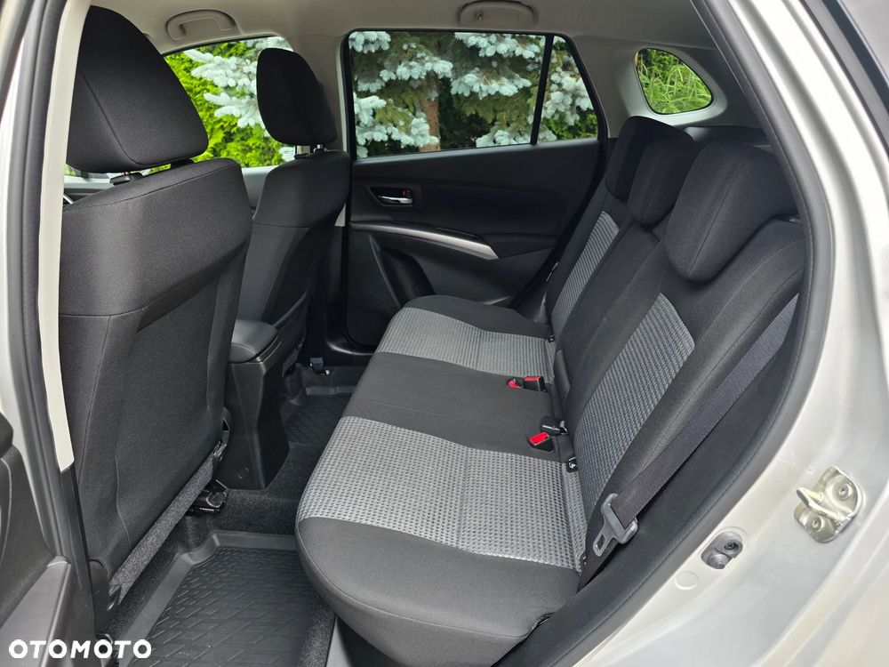 Suzuki SX4 - 16
