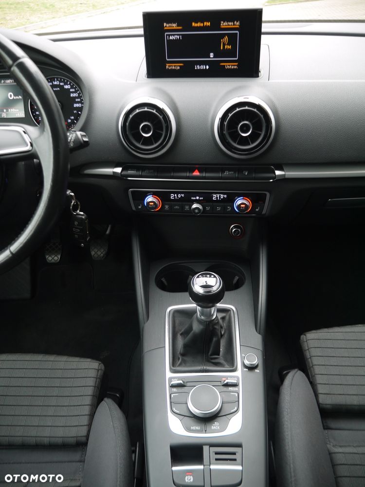 Audi A3 Sportback 2.0 TDI (clean diesel) S line Sportpaket - 20