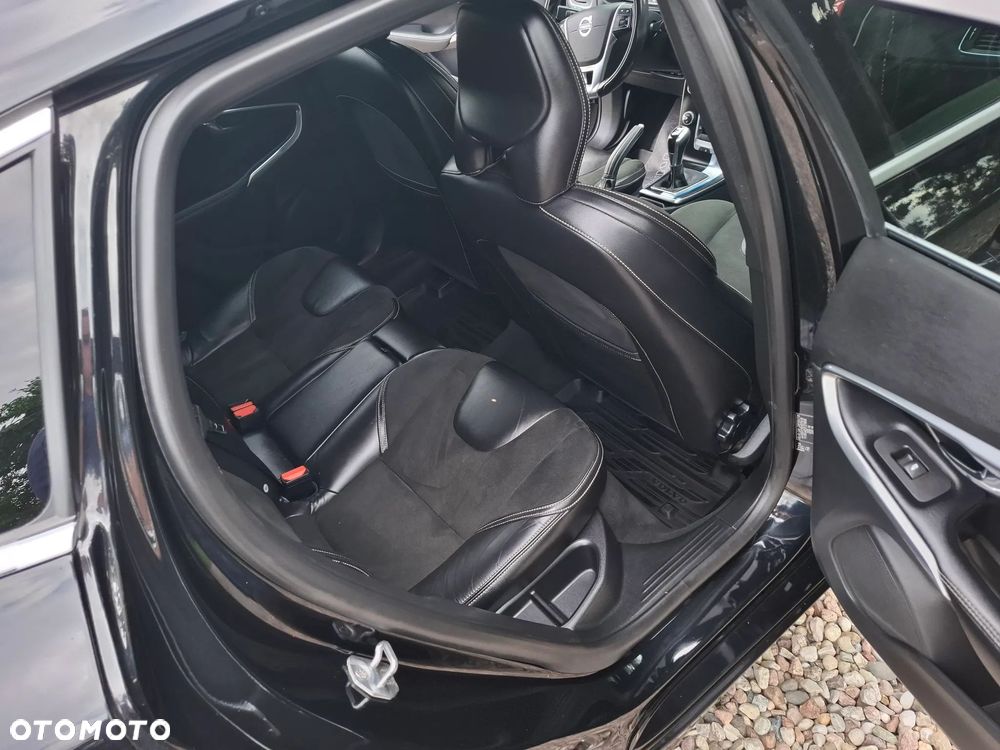 Volvo V40 D4 RDesign - 16