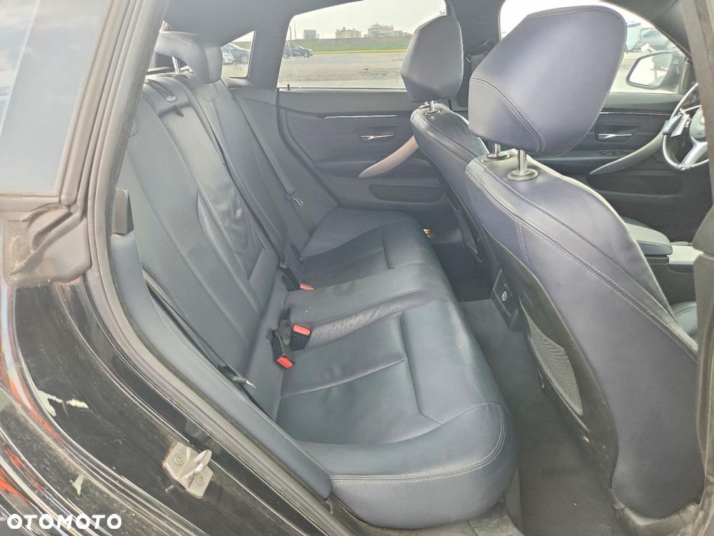 BMW Seria 4 440i xDrive M Sport - 9