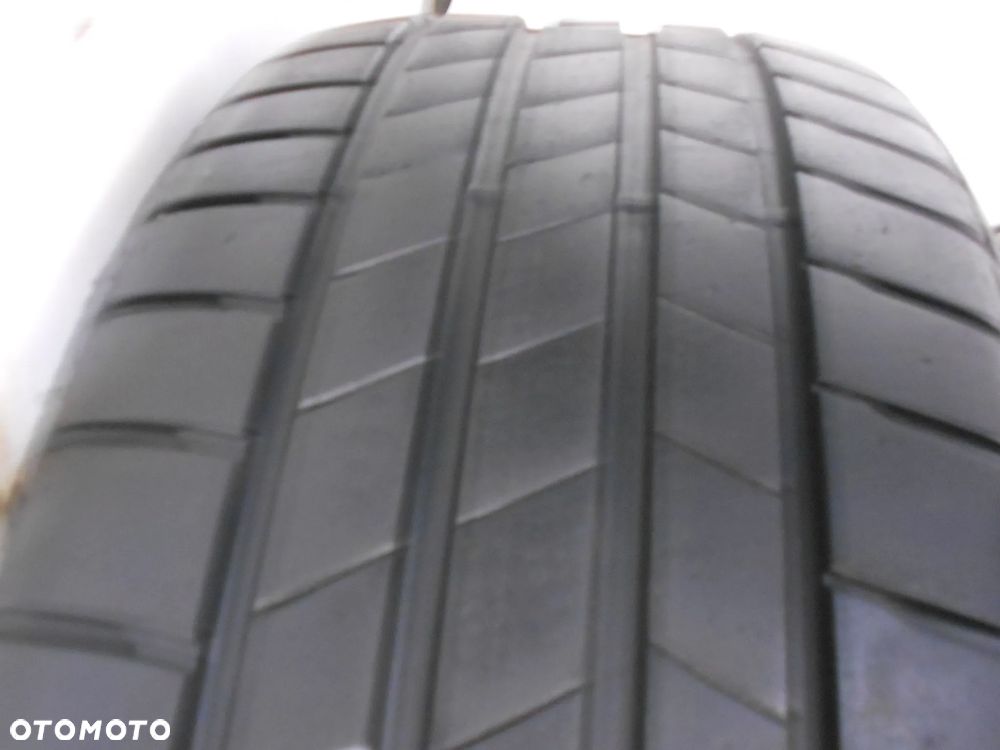 OPONA POJEDYNKA 215/50R17 BRIDGESTONE TURANZA T005 DOT 3423 6.8MM - 2