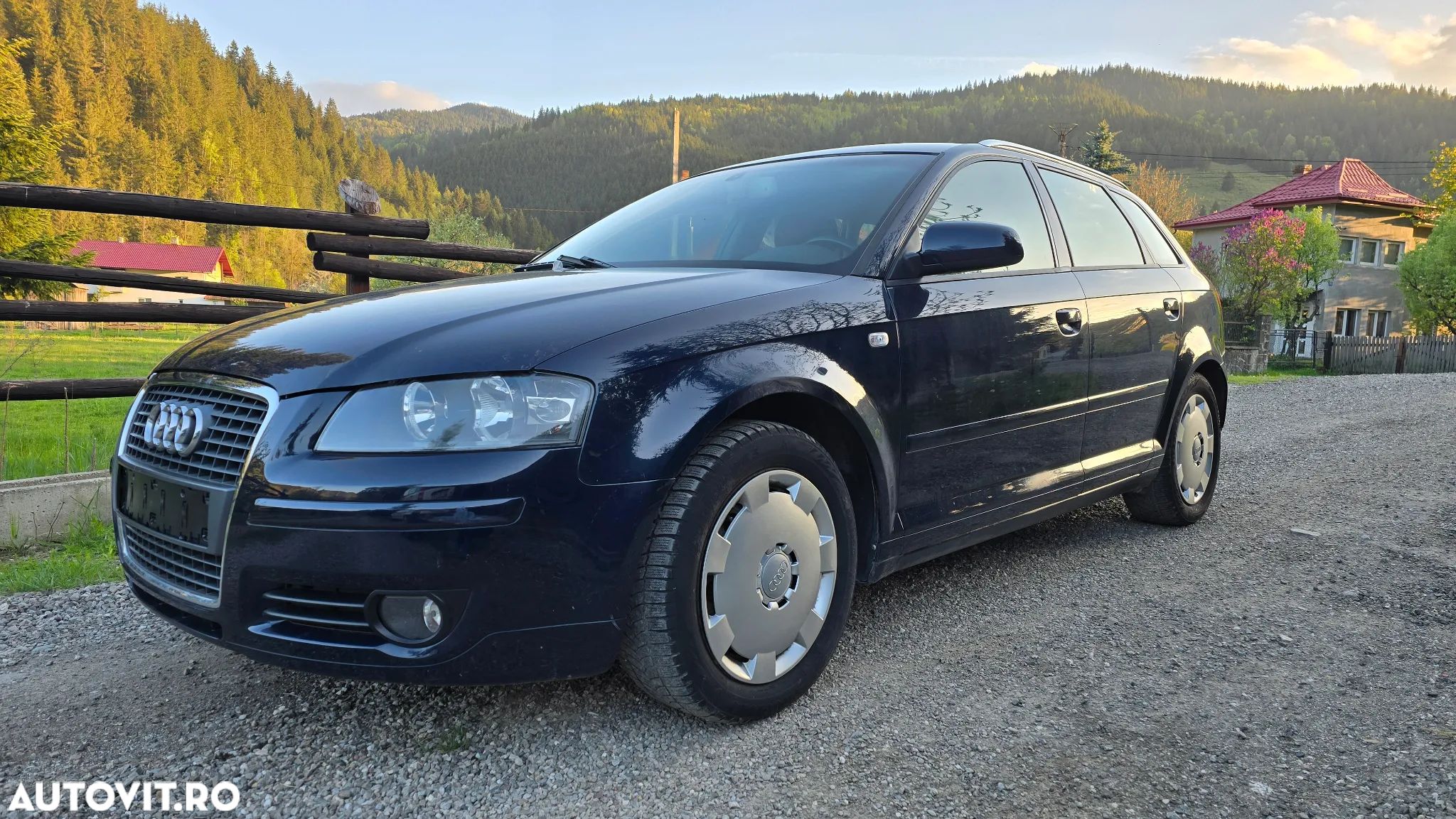 Audi A3 1.6 Sportback Attraction - 1