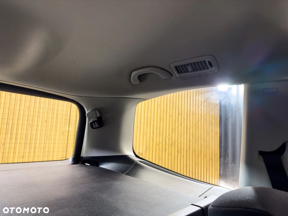Volkswagen Sharan 2.0 TDI BlueMotion Technology Highline - 38