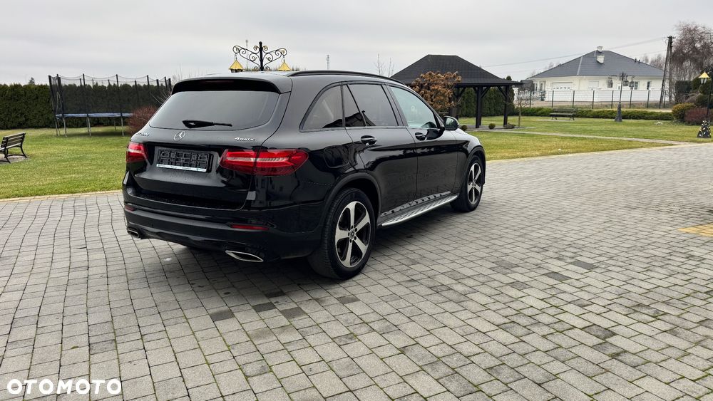Mercedes-Benz GLC 220 d 4Matic 9G-TRONIC - 21