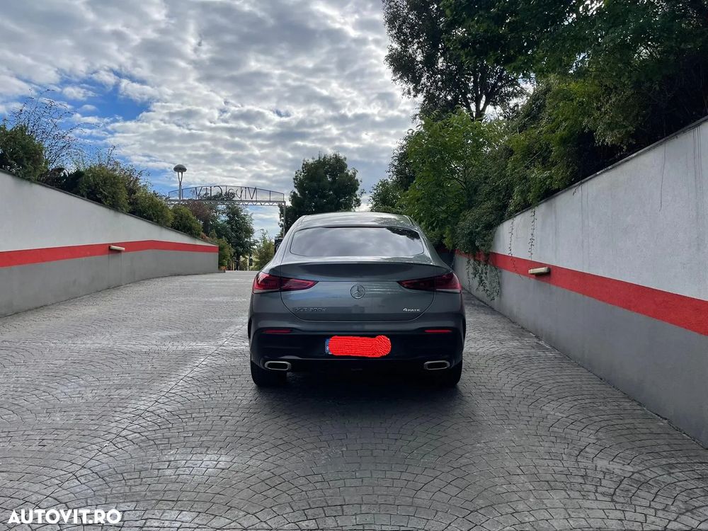 Mercedes-Benz GLE Coupe 300 d 4Matic 9G-TRONIC AMG Line - 6