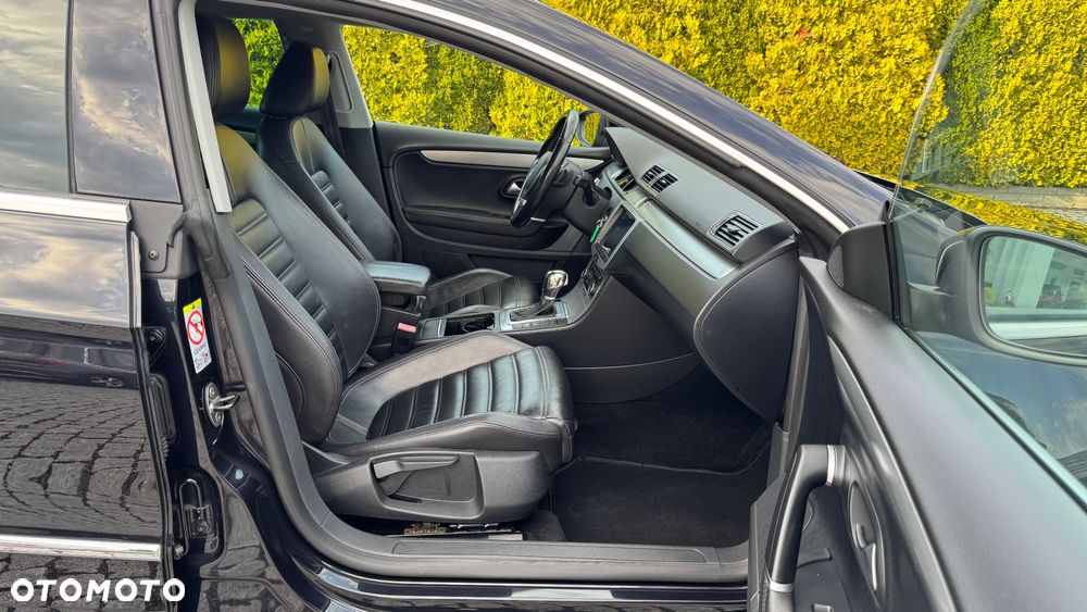 Volkswagen Passat CC 2.0 TSI DSG Exclusive - 25