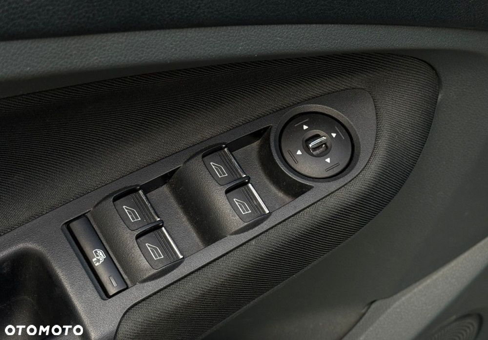 Ford Grand C-MAX - 16
