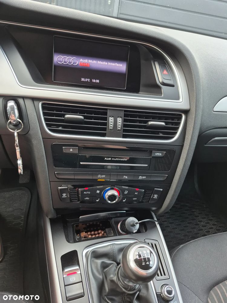 Audi A4 Avant 2.0 TDI DPF Attraction - 7