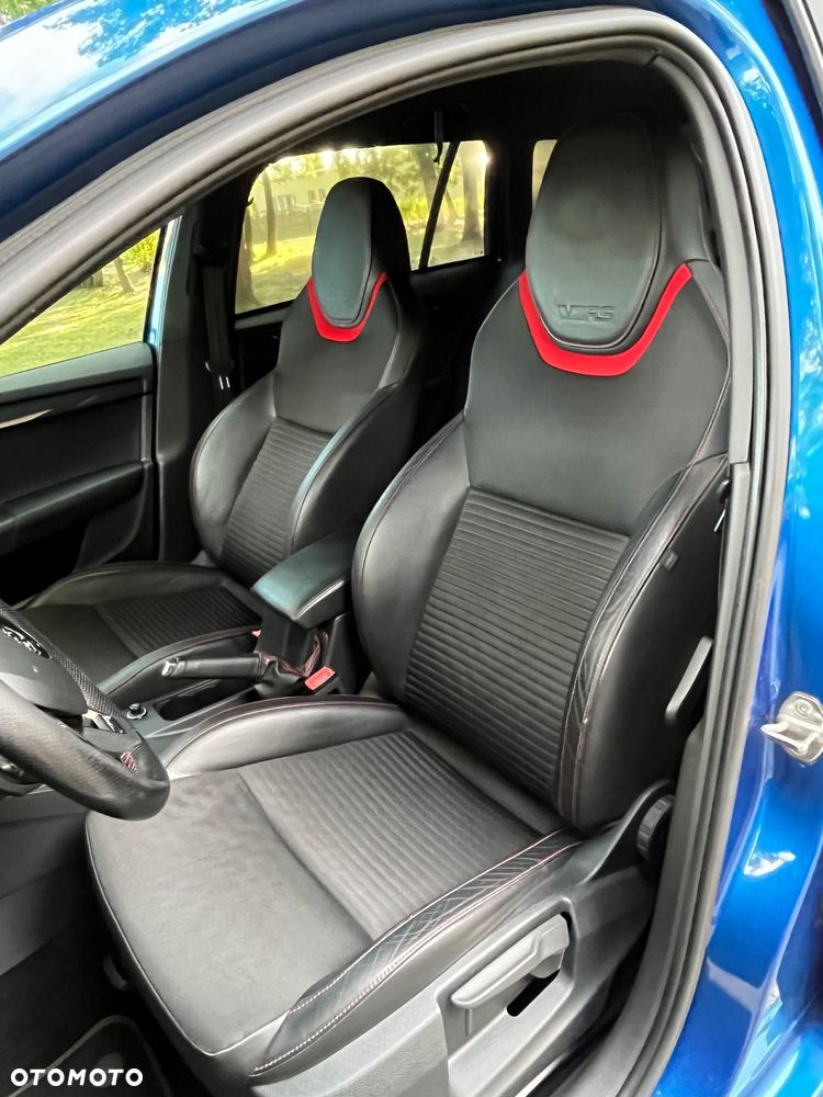 Skoda Octavia 2.0 TSI (Green tec) DSG RS - 9