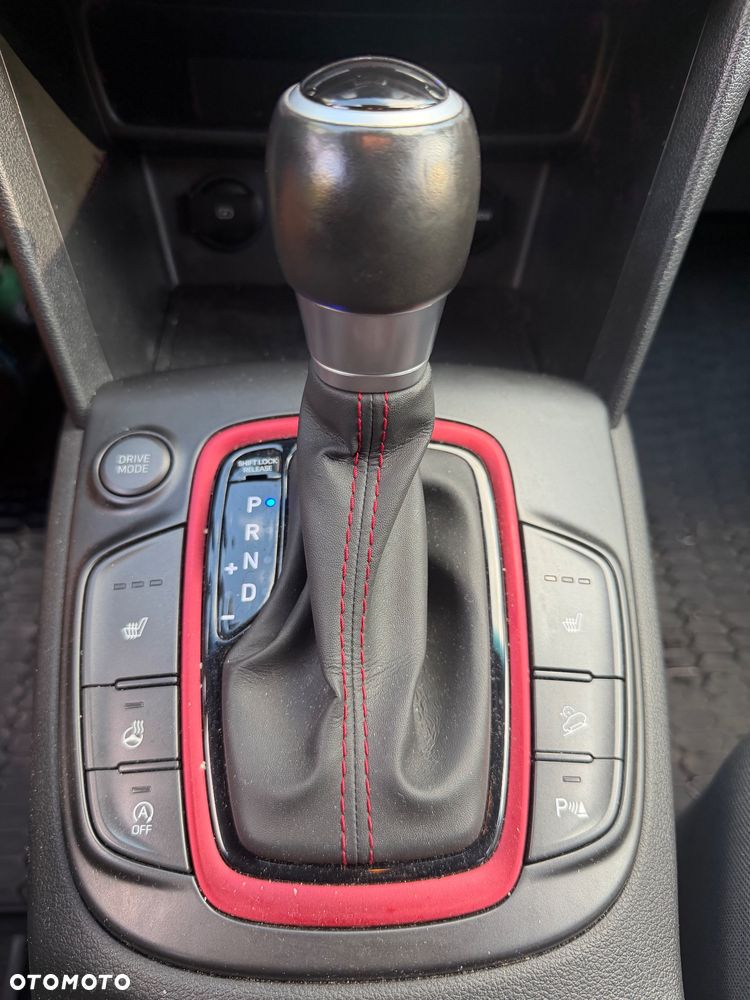 Hyundai Kona 1.6 T-GDI Style DCT - 14