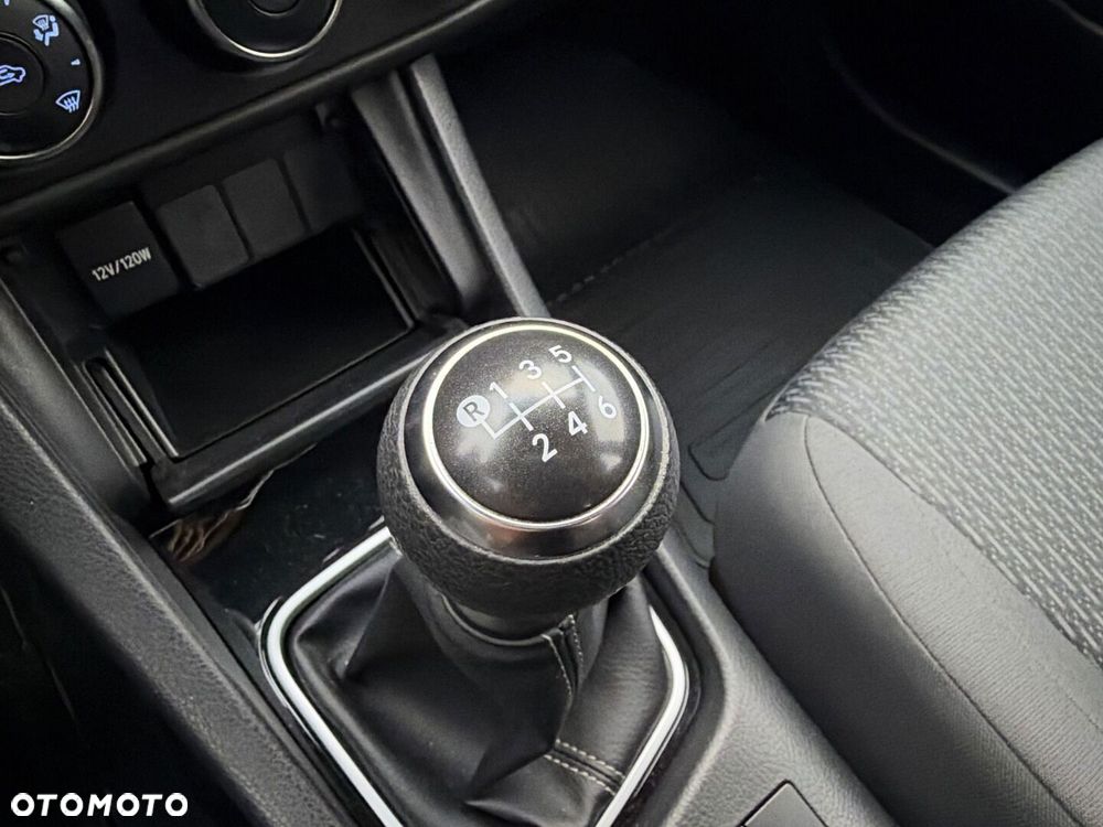 Toyota Corolla 1.6 Active EU6 - 17