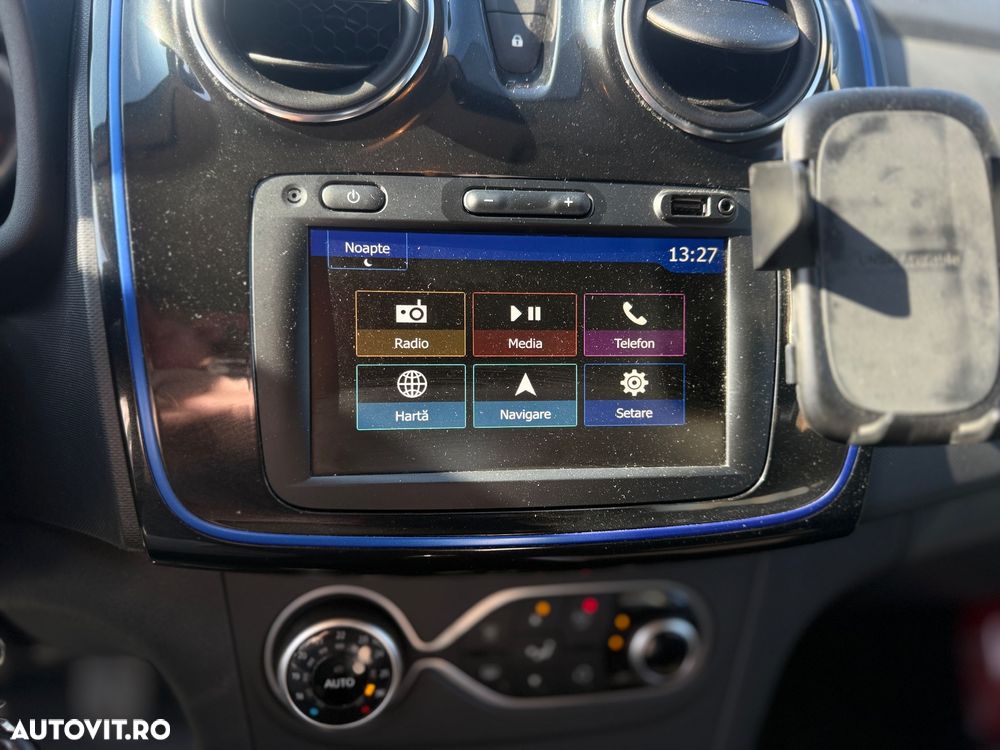 Dacia Sandero Stepway Blue dCi 95 Celebration - 11