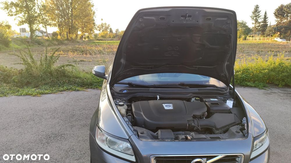 Volvo S40 D3 - 16