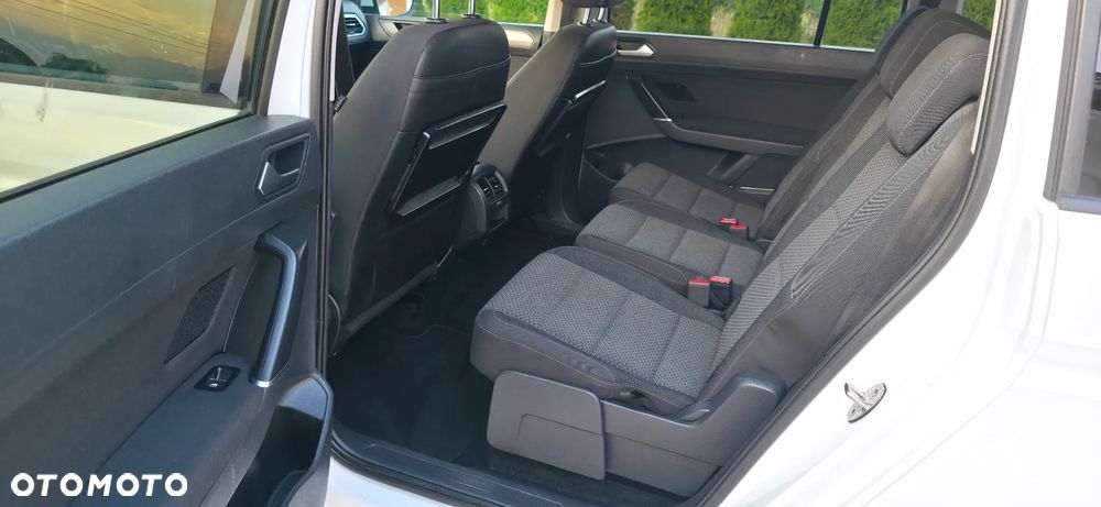 Volkswagen Touran 2.0 TDI BMT Active DSG - 12