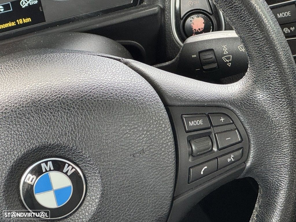 BMW 114 d Line Urban - 11