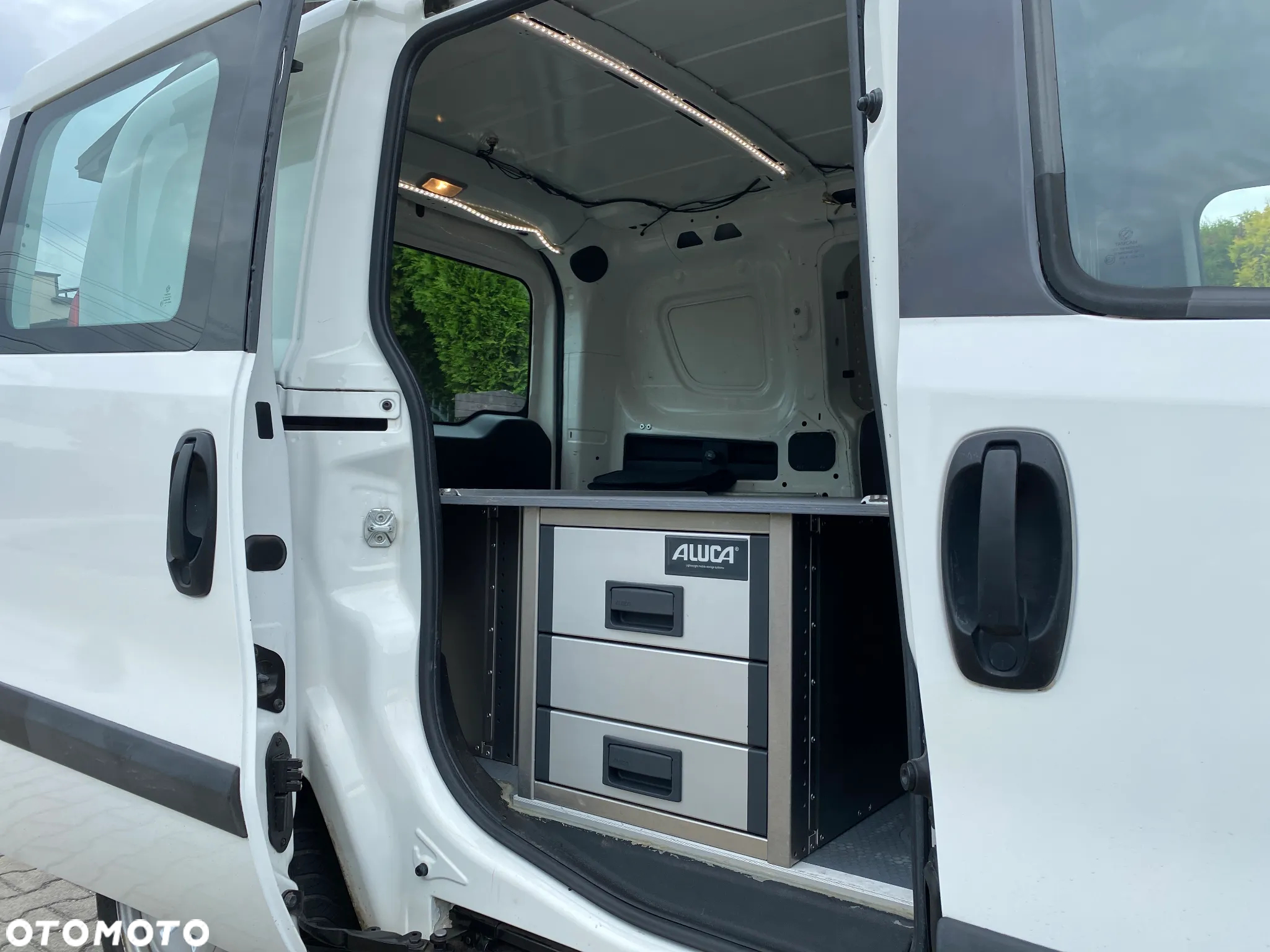 Opel COMBO - 9
