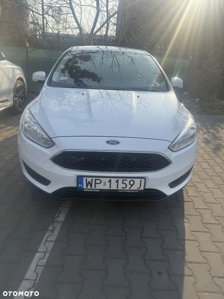 Ford Focus 1.6 Trend - 16