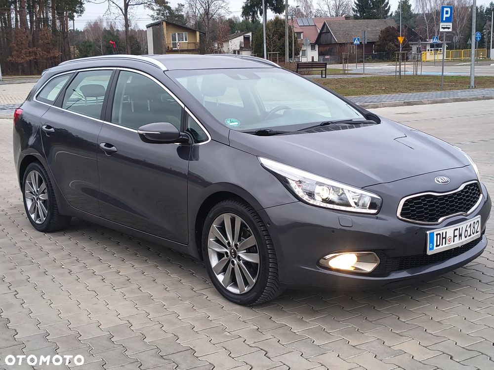Kia Ceed 1.6 CRDi 128 Platinum Edition - 7